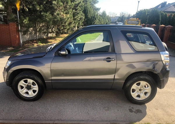 Suzuki Grand Vitara cena 23999 przebieg: 187000, rok produkcji 2011 z Wieliczka małe 254